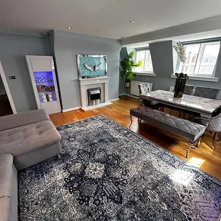 One Bedroom Flat In Chelsea